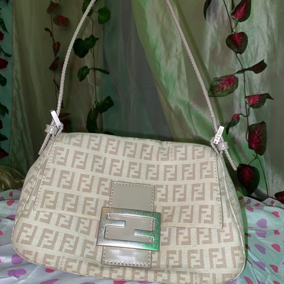 Sold - Picture 2 of 12